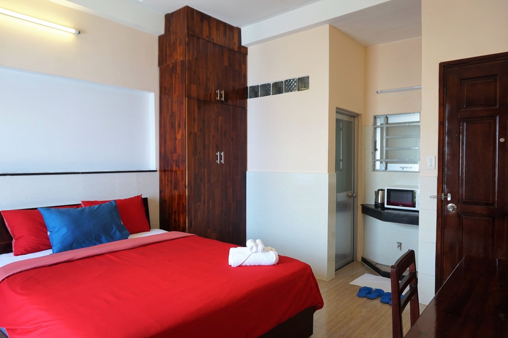 Reddoorz Near Khu Che Xuat Tan Thuan 2 Hotel Ho Chi Minh City Exterior photo