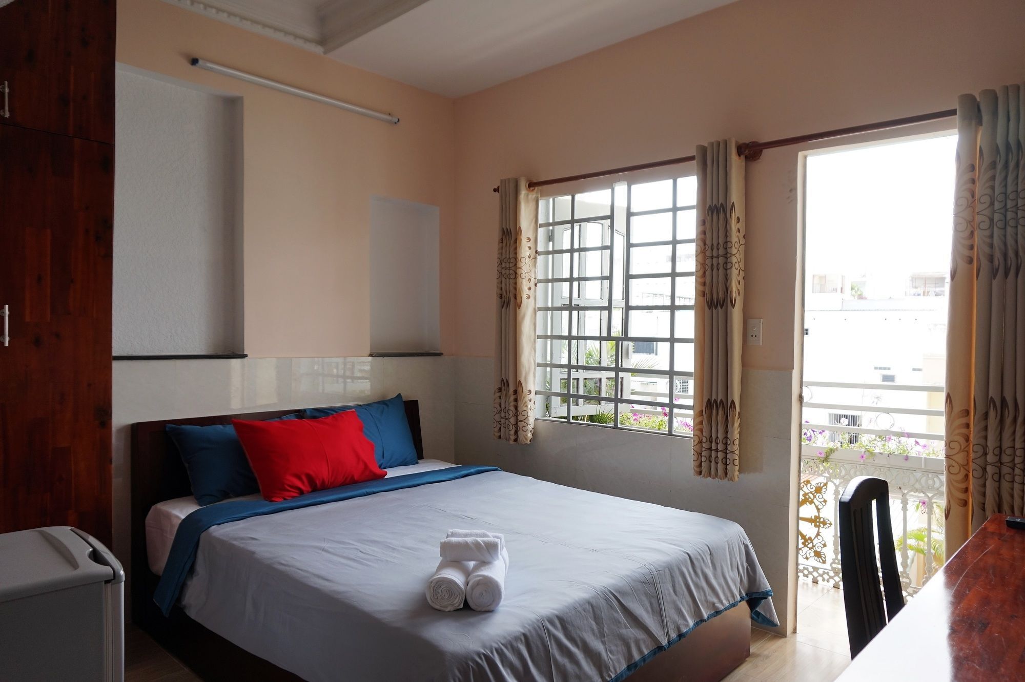 Reddoorz Near Khu Che Xuat Tan Thuan 2 Hotel Ho Chi Minh City Exterior photo